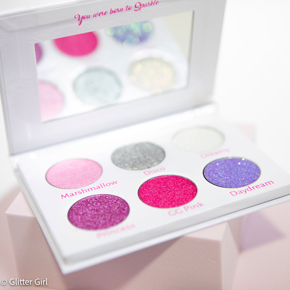 Glitter Girl Mini Palette Pink Dreams. Perfect glitter makeup for teens – an easy-to-use pink eyeshadow palette